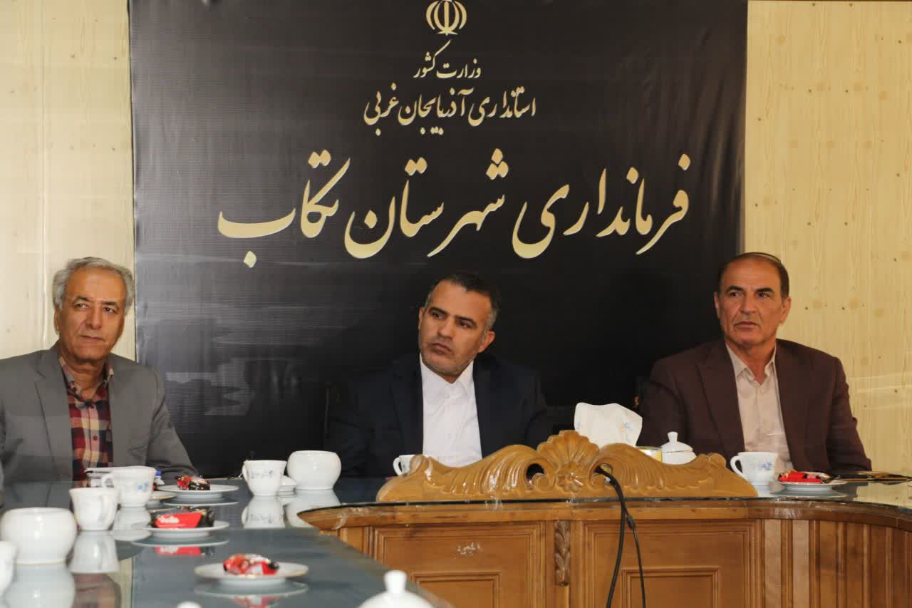 فرماندار: هنر خوشنویسی در شهرستان تکاب از جایگاه ویژهای برخوردار است.