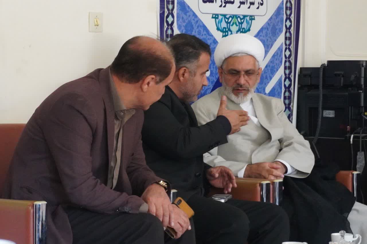 فرماندار: حمایت از دانشگاهها، در واقع سرمایهگذاری برای آینده علمی و فرهنگی شهرستان است.